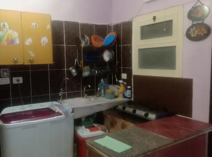 Golden Nest - 1st Choice For Guests Seeking Super Location In The Heart Of ,your 2nd Home, Long & Free Wifi At A Competitive Price Apartmanhotel Gurdaka
