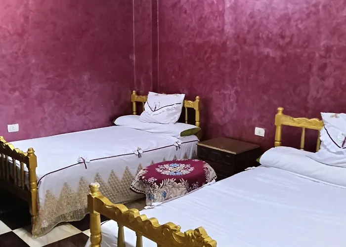 Golden Nest - 1st Choice For Guests Seeking Super Location In The Heart Of ,your 2nd Home, Long & Free Wifi At A Competitive Price